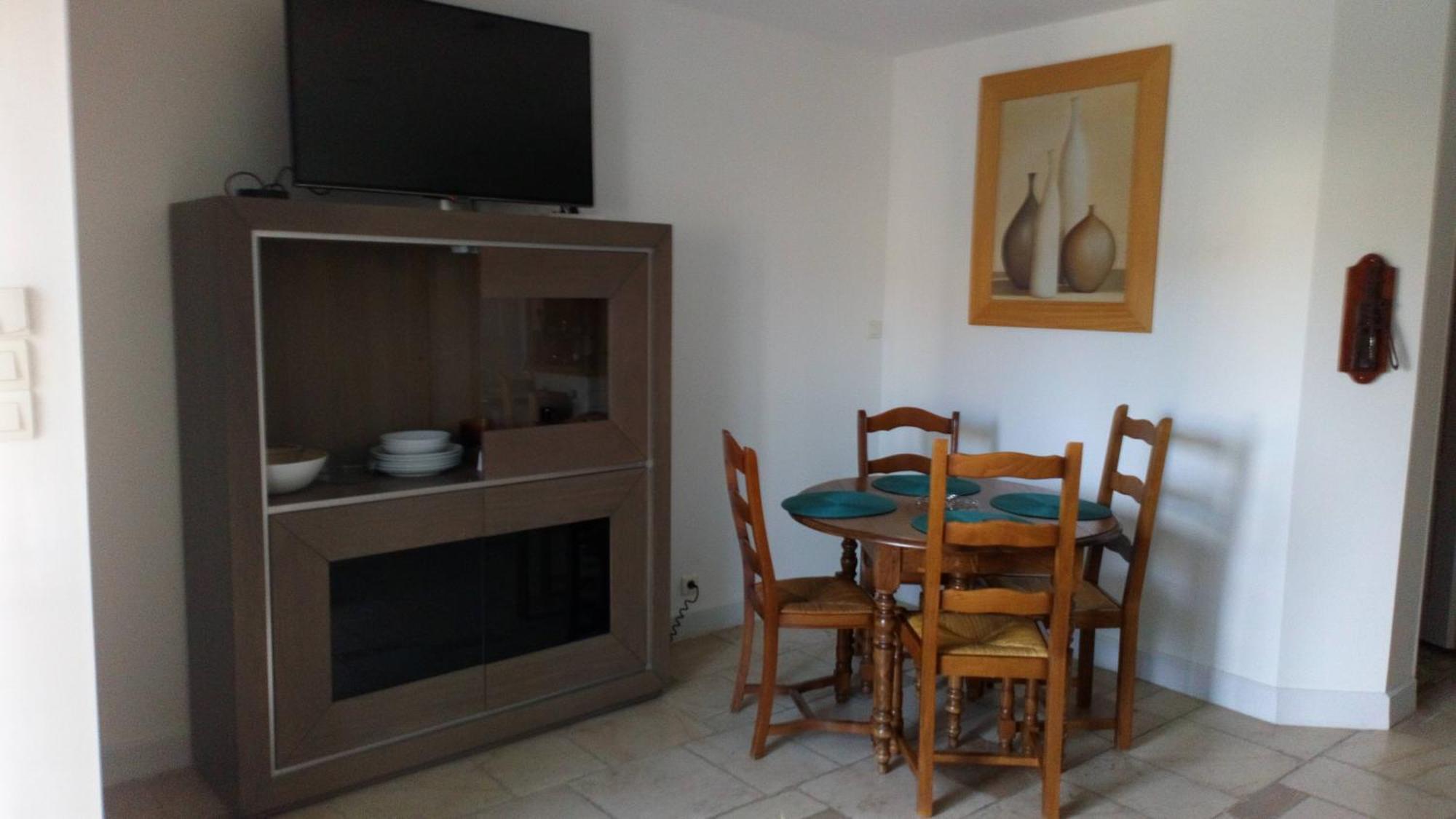 La Pompelle Apartment Pichanges Luaran gambar